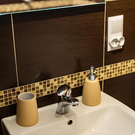 Anastazja * 斯克拉斯卡波伦巴